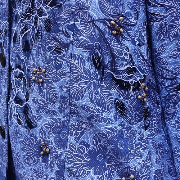 Coldwater Creek Twill Beaded Tops Button Down Long Sleeves, Size Petite Large - Picture 5 of 10